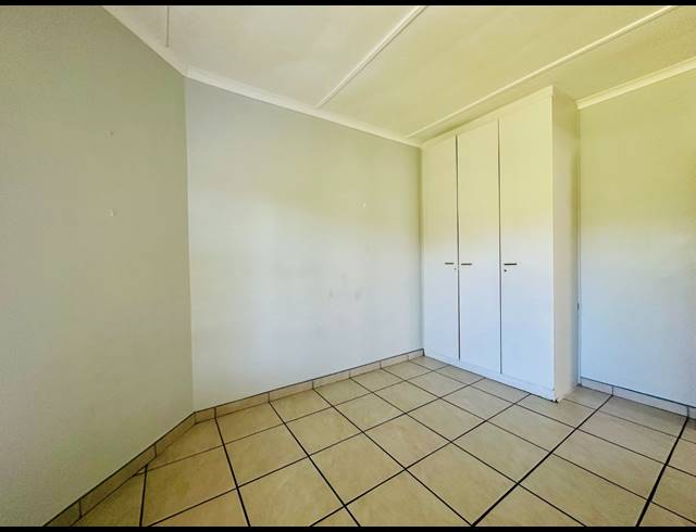 4 BEDROOM HOUSE FOR SALE IN MEER EN SEE